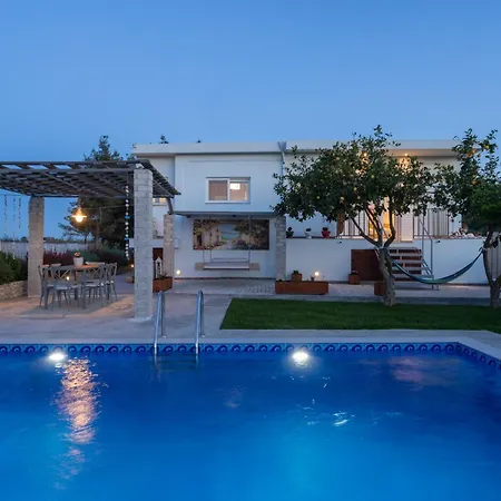 Villa G&k, An Enchanting Secluded Retreat