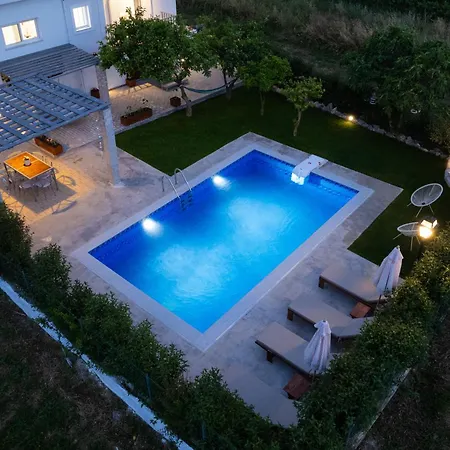 Villa G&k, An Enchanting Secluded Retreat