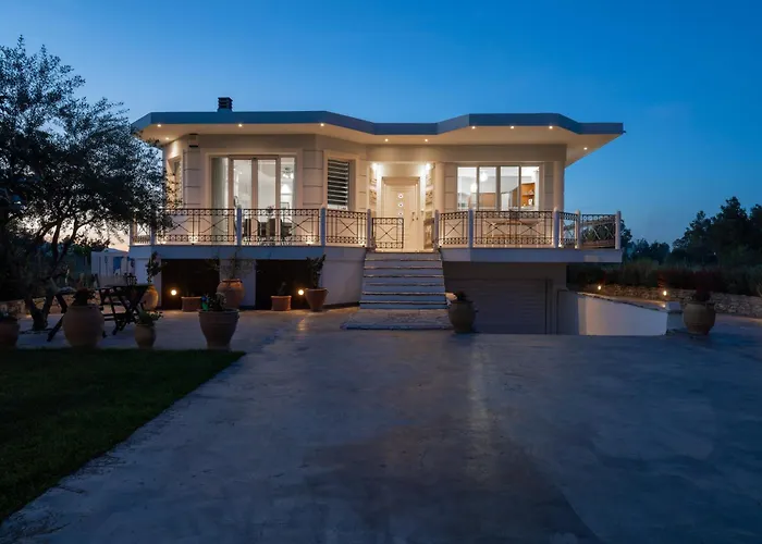 G&k, An Enchanting Secluded Retreat By Mindyourvilla Villa *