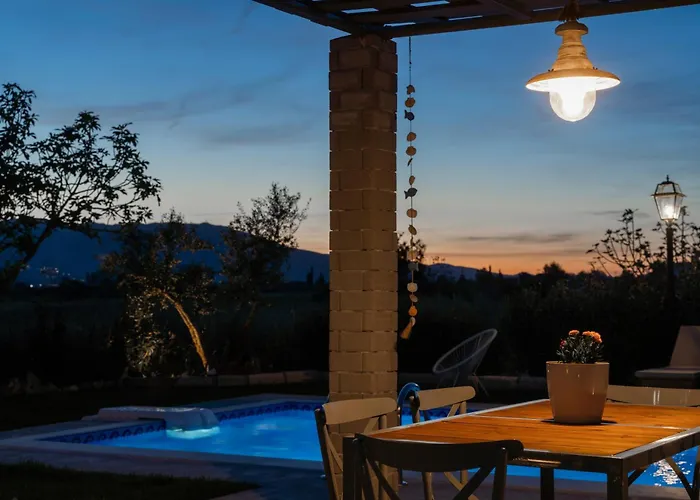 G&k, An Enchanting Secluded Retreat By Mindyourvilla Villa Romírion