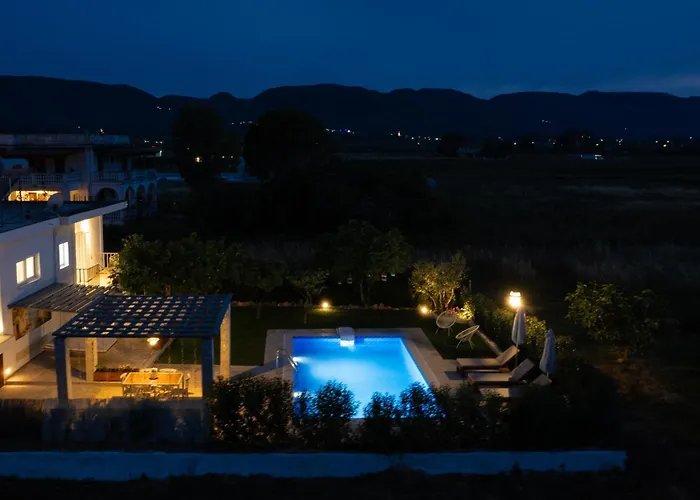 G&k, An Enchanting Secluded Retreat By Mindyourvilla Villa *
