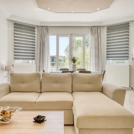 G&k, An Enchanting Secluded Retreat By Mindyourvilla Villa