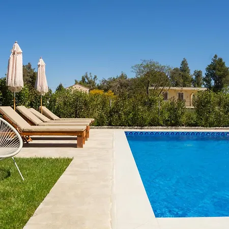 G&k, An Enchanting Secluded Retreat By Mindyourvilla *