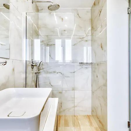 G&k, An Enchanting Secluded Retreat By Mindyourvilla Villa