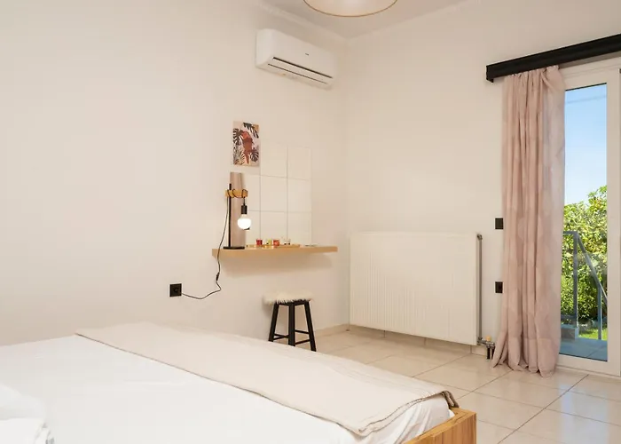 G&k, An Enchanting Secluded Retreat By Mindyourvilla *